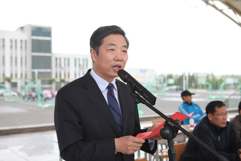 焦胜军主持.jpg
