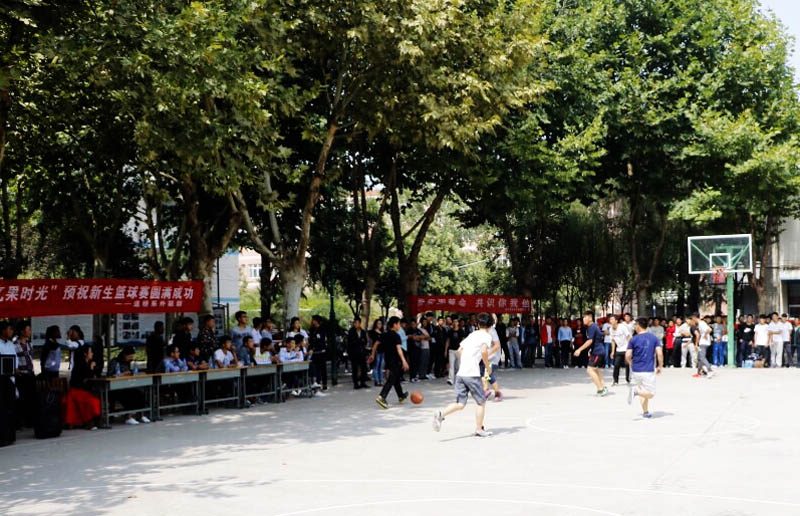 比赛精彩瞬间.JPG