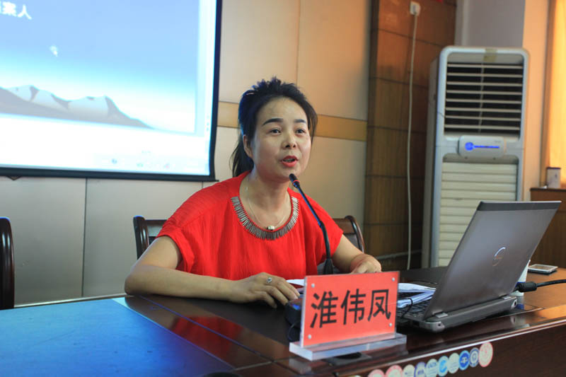 档案老师.jpg